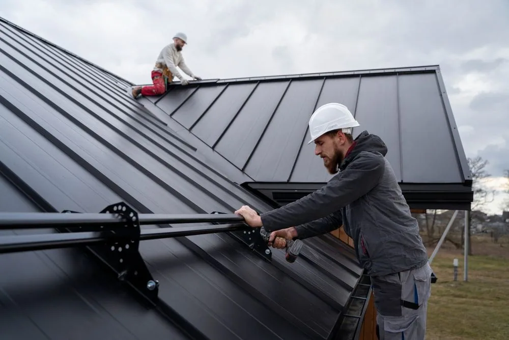 How Long Does a Metal Roof Last in Santa Monica? — Budget Planning