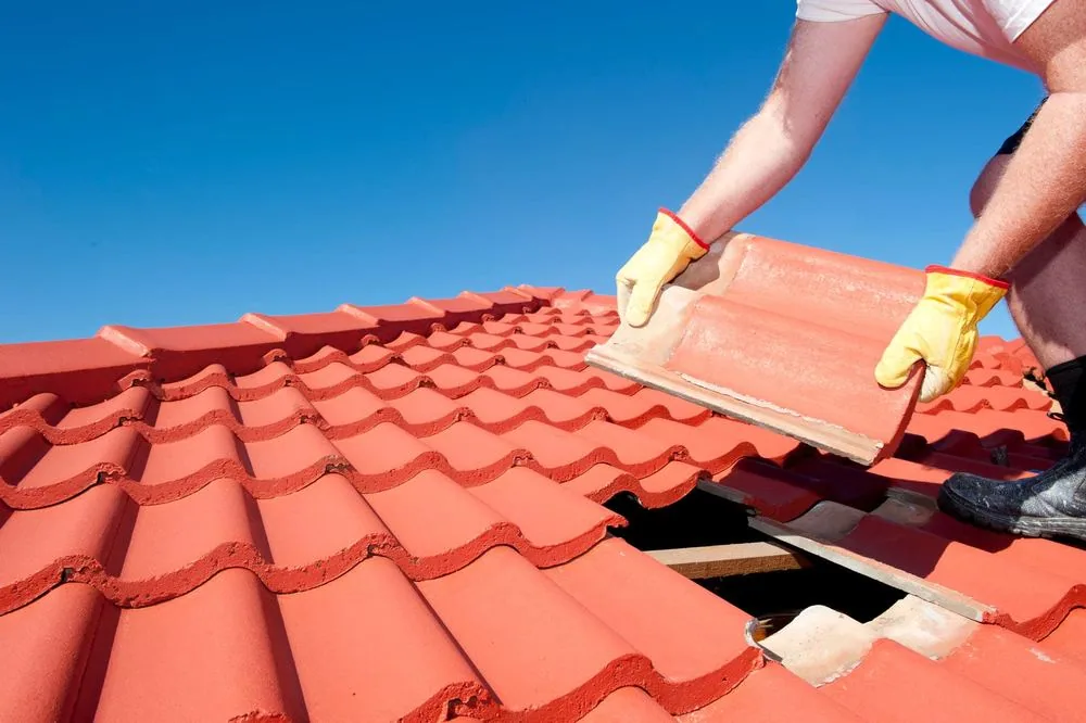Spanish Revival Roofs: Restoring Without Ruining — What to Expect